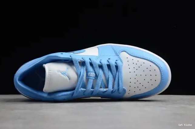 1st Kicks (W) Jordan AO9944-441 UNC Air Low 1 0623
